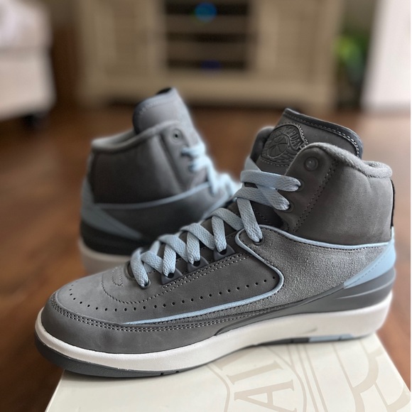 Air Jordan 2 Retro Womens Sz 7 - Picture 5 of 8